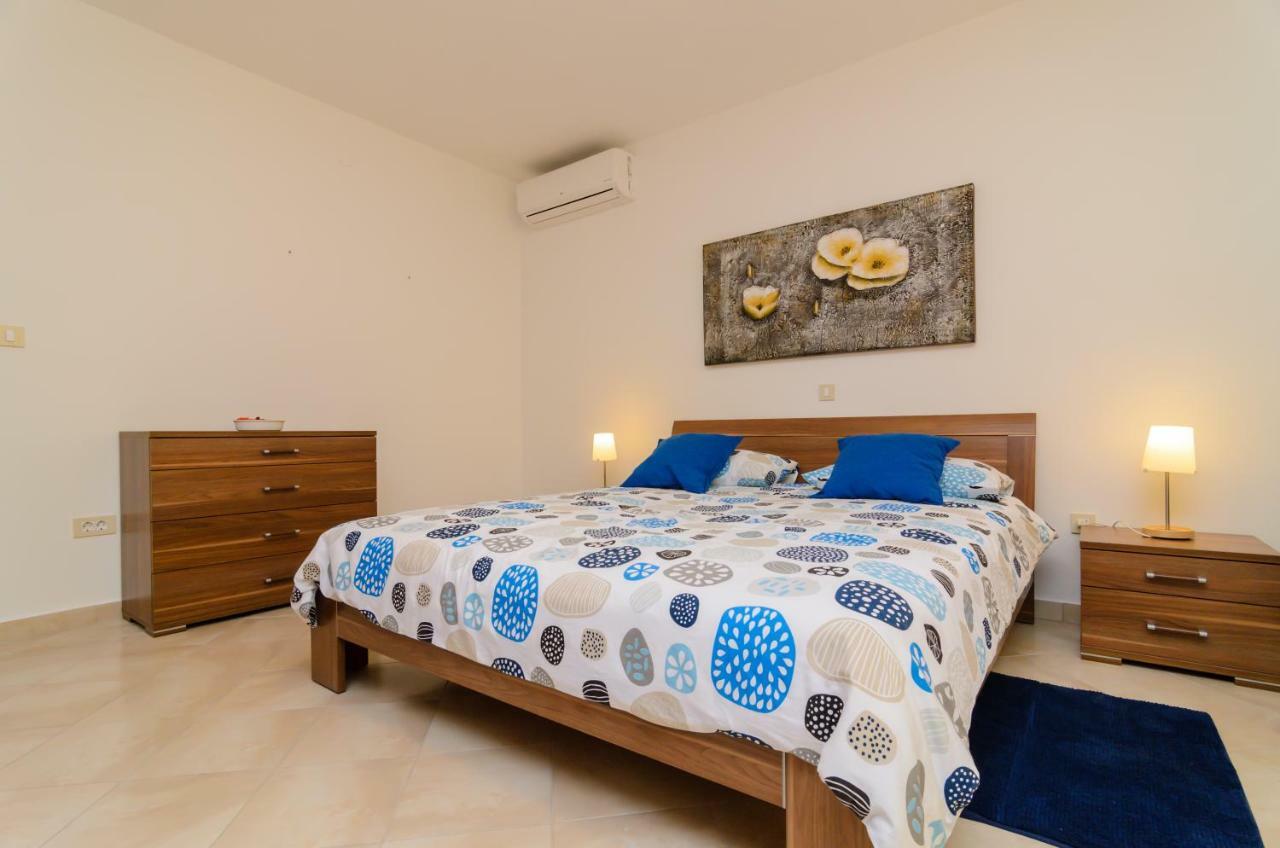 Ornella Zadar Exterior foto